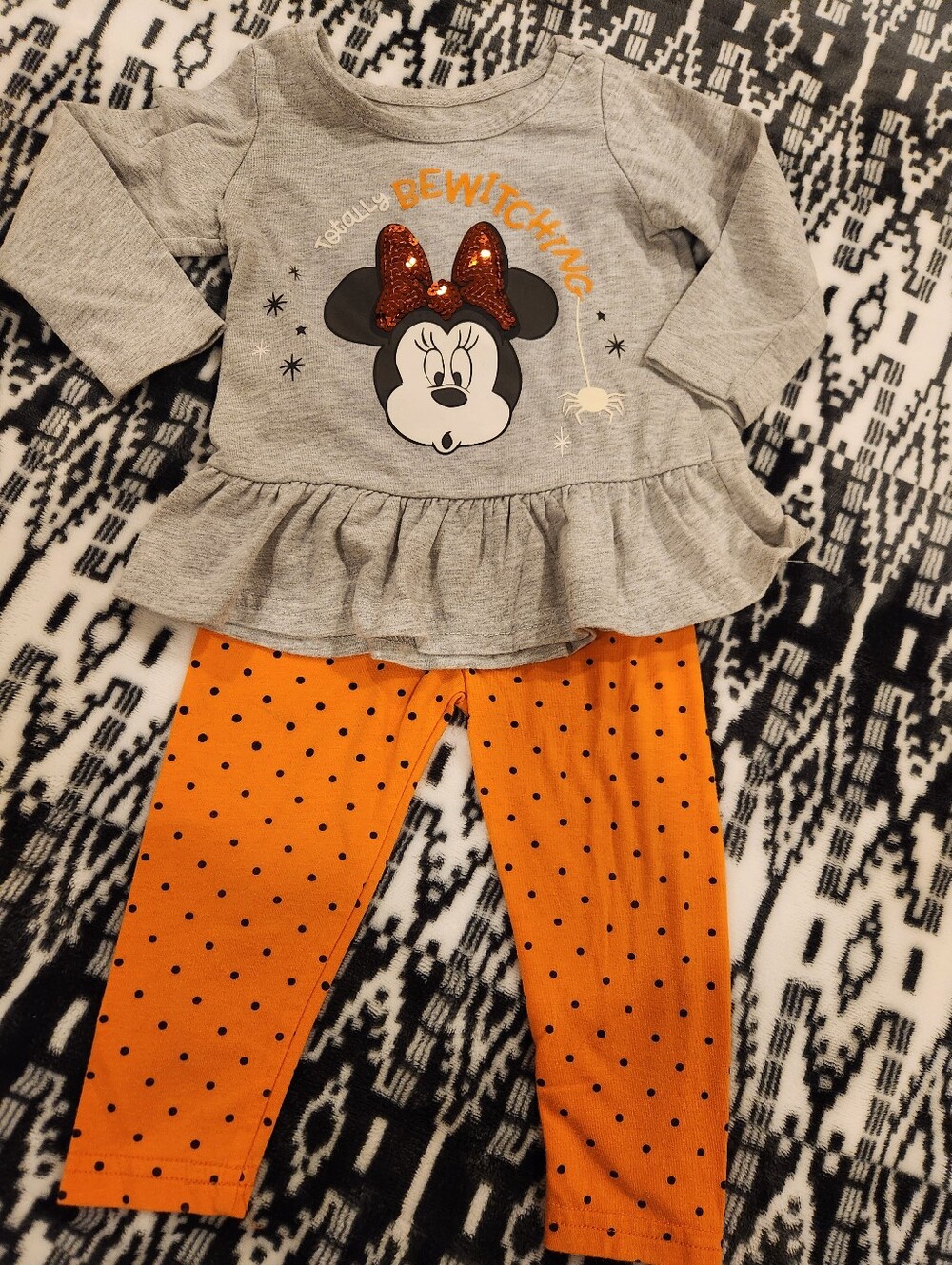 Girls' Minnie Mouse Halloween Grey Top & Orange Polka Dot Leggings Set, Size 12M